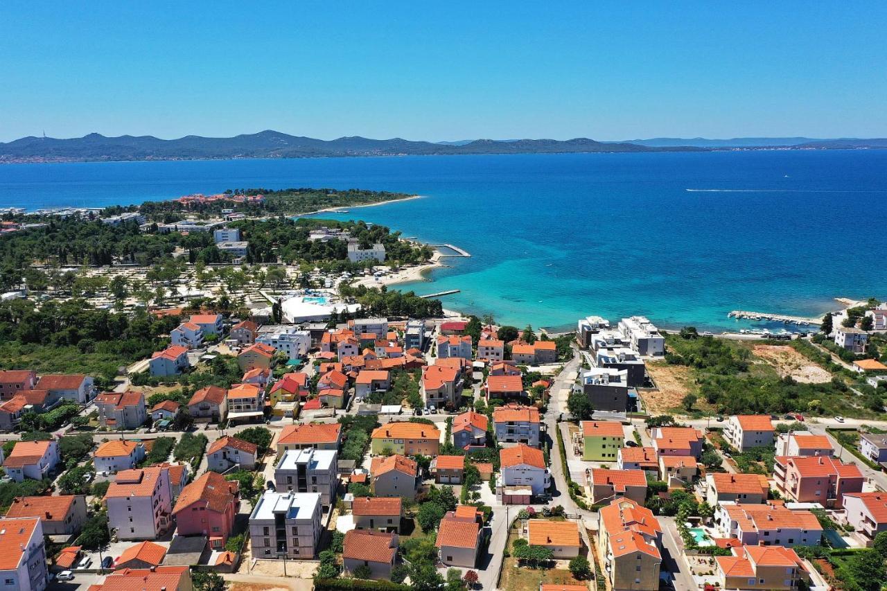 Apartments "Villa Antisin" With Heated Pool Zadar Exterior foto