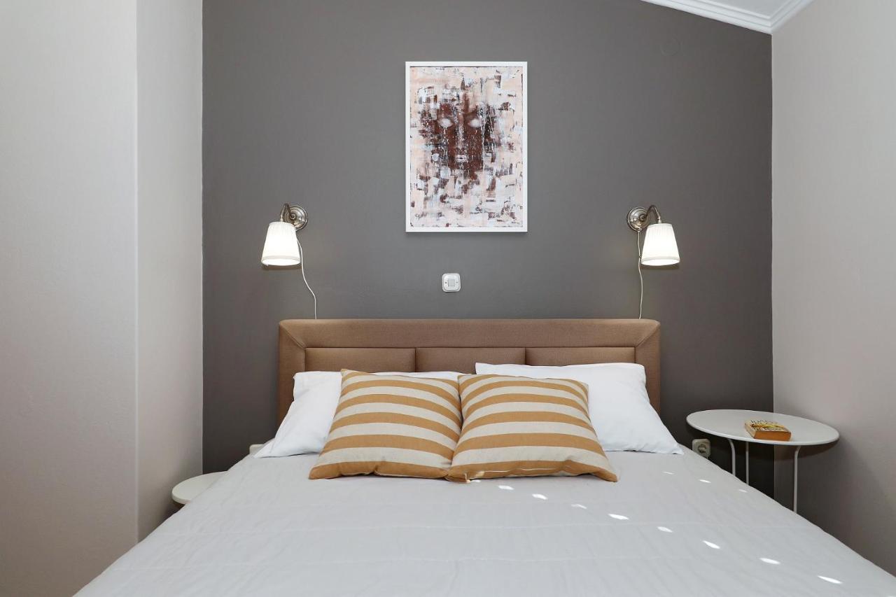 Apartments "Villa Antisin" With Heated Pool Zadar Exterior foto